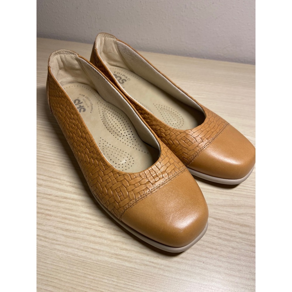 SAS Shoes Women 7.5 Tan Maui Tripad Classic Comfort Woven‎ Leather Flats Casual